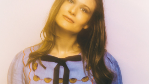 Image of Lauren Minear